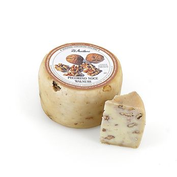 Pecorino Noce, Schafskäse mit Walnüssen, mind. 1 Monat gereift, ca.800 g