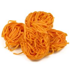 Frische Tagliarini mit Tomate, rot, Bandnudel, 3mm, Sassella, 500 g